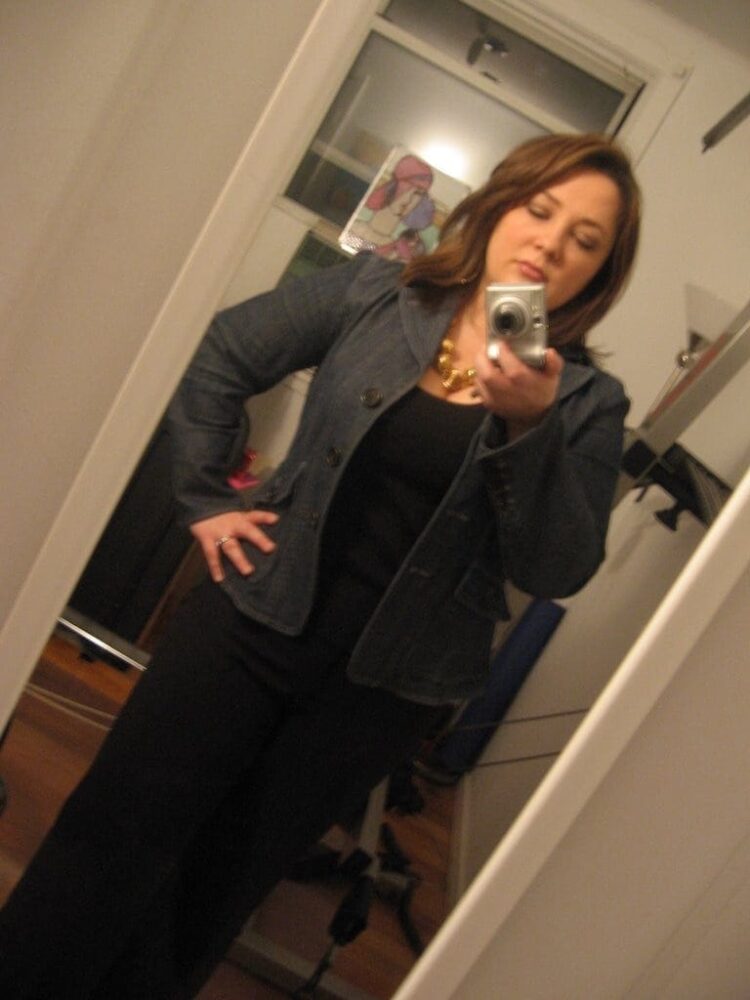 What I Wore for My Sister's Birthday 1 Alison Gary of Wardrobe Oxygen in a denim blazer from LOFT