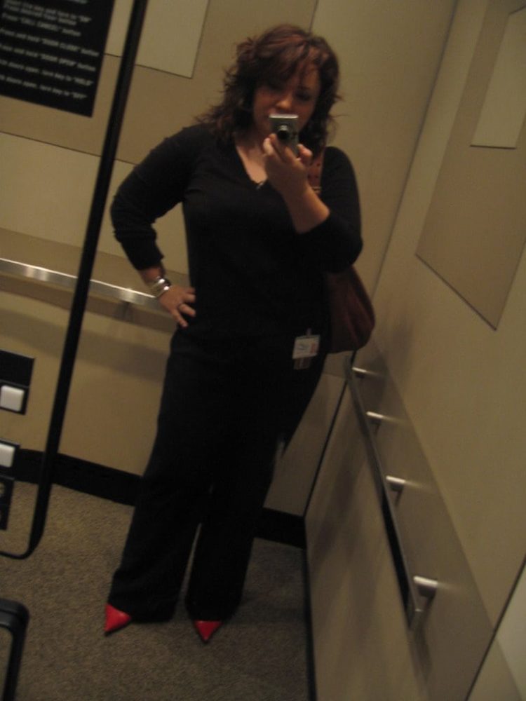 Work Outfit Captured in the Elevator Mirror 1 Alison Gary of Wardrobe Oxygen taking a mirror selfie of her work outfit in the mirrored walls of the building elevator