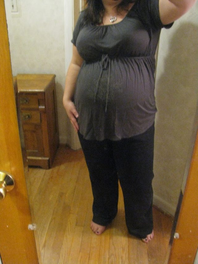 Friday: Dec 05, 2008 1 maternity clothes1