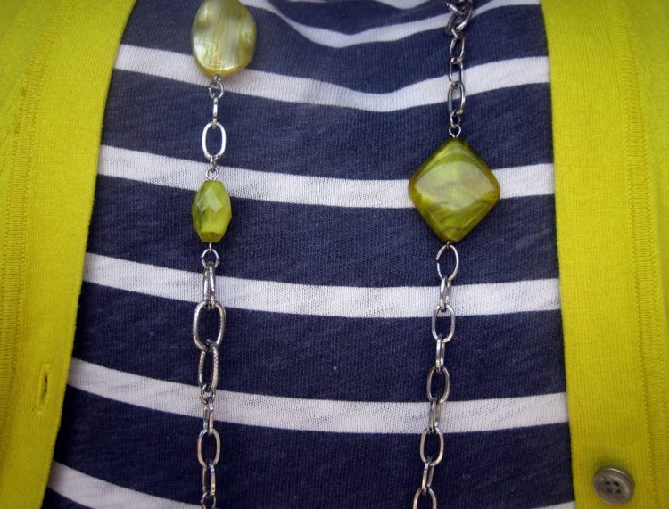 What I Wore: Yellow with Gray Stripes 3 closeup of a silver and yellow statement necklace on a gray and white t-shirt